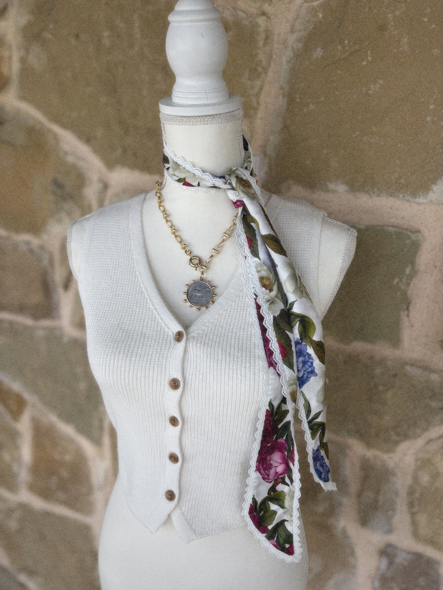 Lace Floral Twilly
